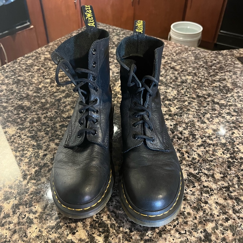 1460 Pascal Virginia Leather Boots